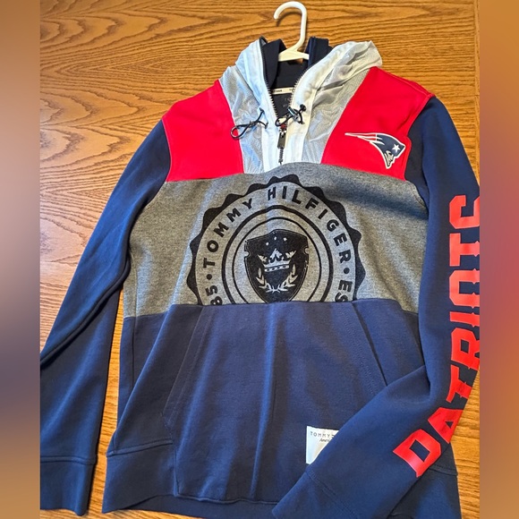 New England Patriots Tommy Hilfiger 1/4Zip NFL Pullover Jacket W/Hoods Mens S